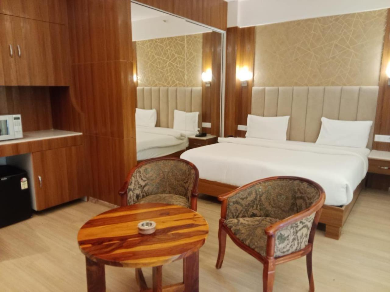 The Grace Residency - Gomtinagar, Lucknow Apart otel Dış mekan fotoğraf